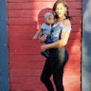 Meet your Posher, Dezirae